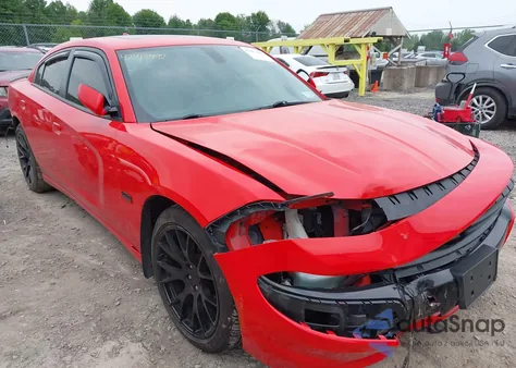 2015 Dodge Charger Road/Track z USA, uszkodzony, nr VIN 2C3CDXCT0FH735456